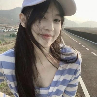 校花前传之很纯很暧昧 封面
